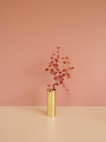 Ikebana Inspired Single Stem