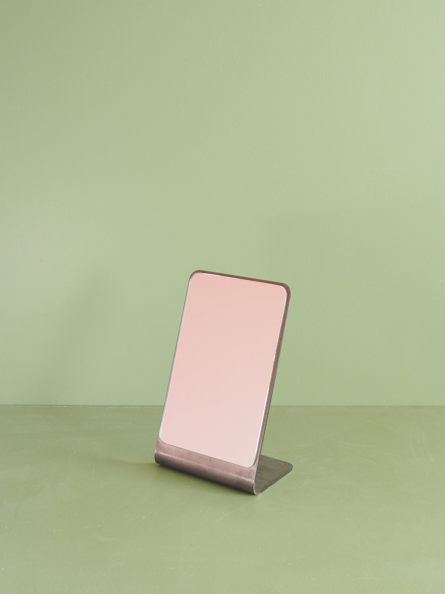 Press Desktop Mirrors